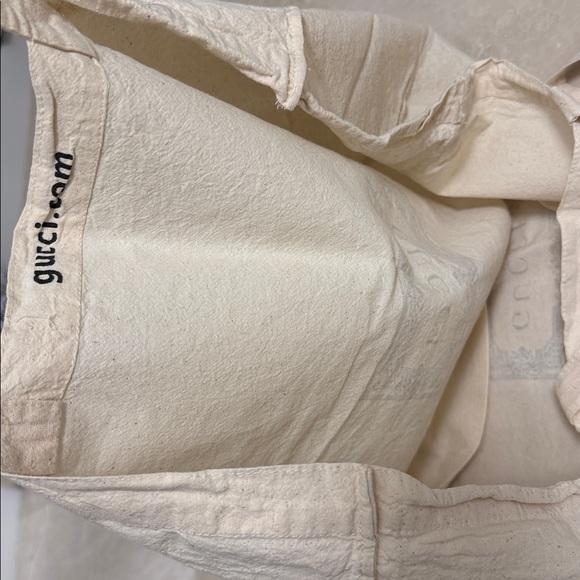 Gucci Ivory Canvas Logo Tote - Picture 6 of 12